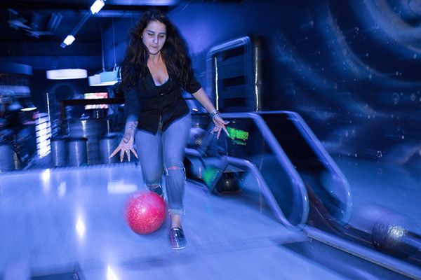 Spielerin im Bowling Universum Dietlikon